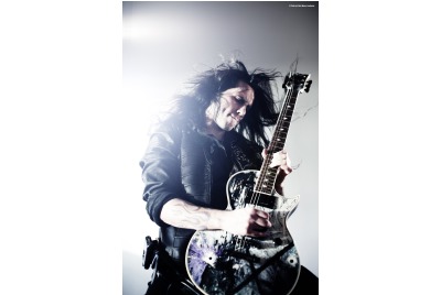 GUS G.  <br /><tt>Източник: Kavarna Rock</tt>